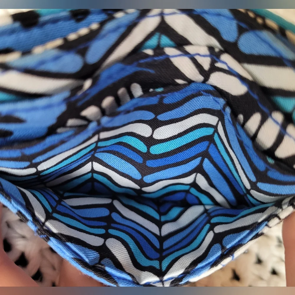 Vera Bradley Quilted Blue Bayou Floral/Herringbone Keychain Card Holder - Picture 8 of 11